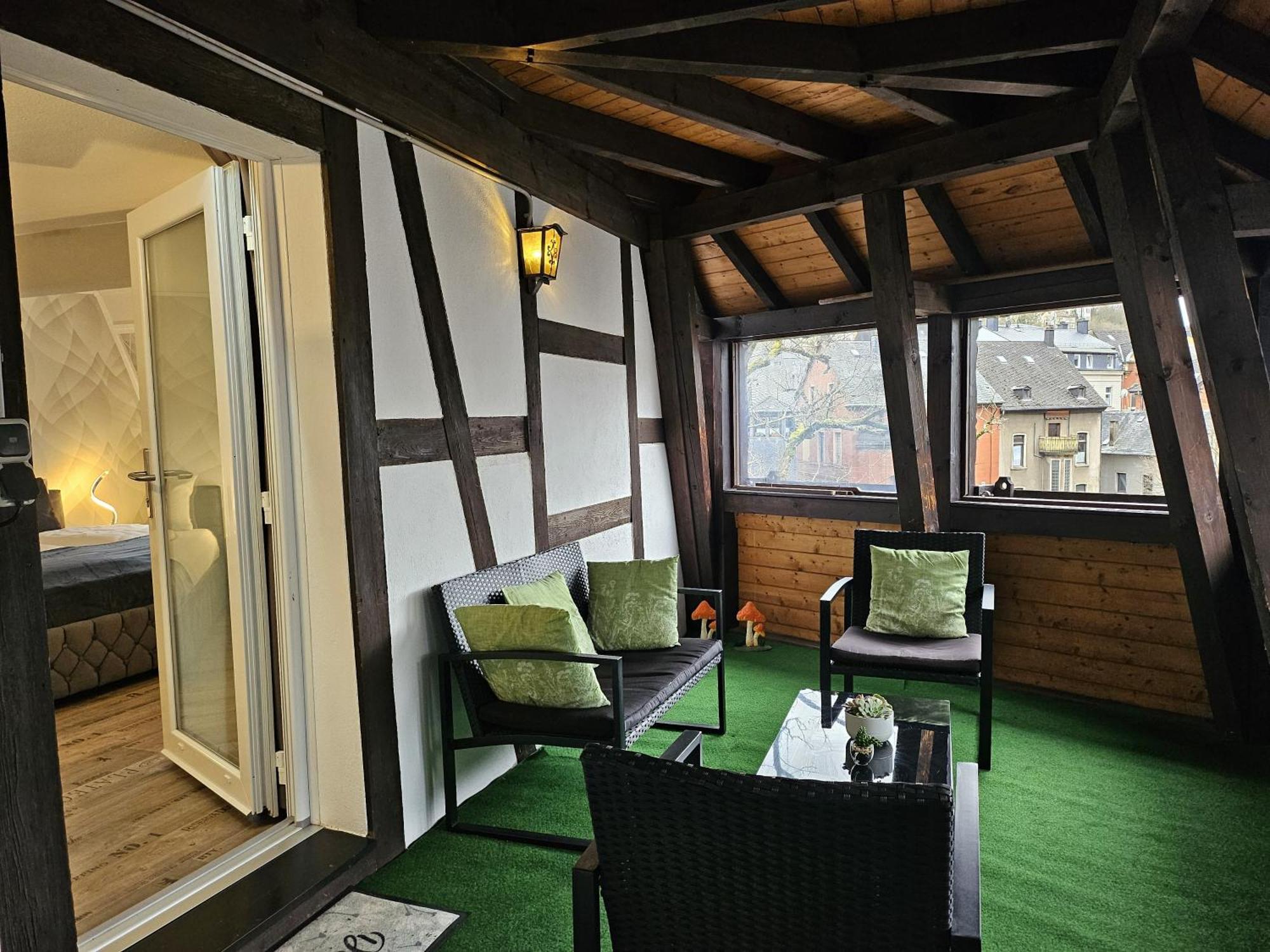 Hotel Schlossschenke Idar-Oberstein Buitenkant foto
