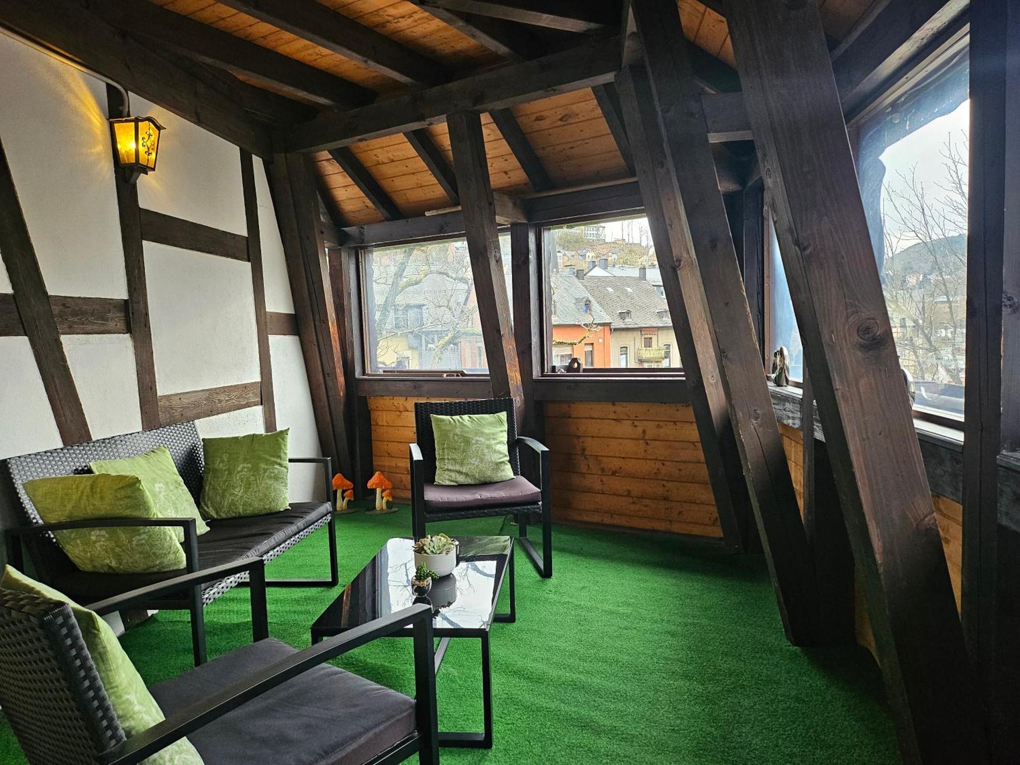 Hotel Schlossschenke Idar-Oberstein Buitenkant foto